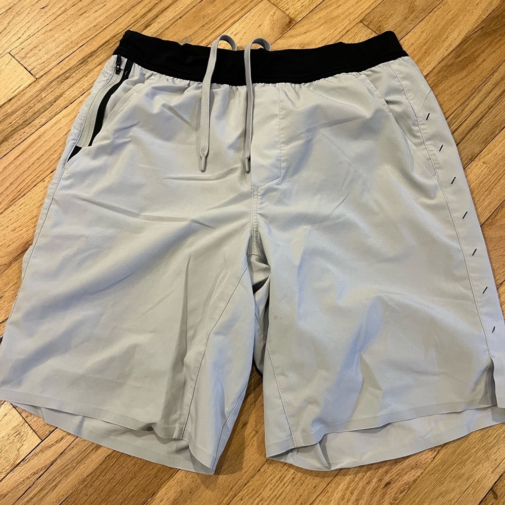 Ten Thousand Interval 9” Medium Shorts w/Liner